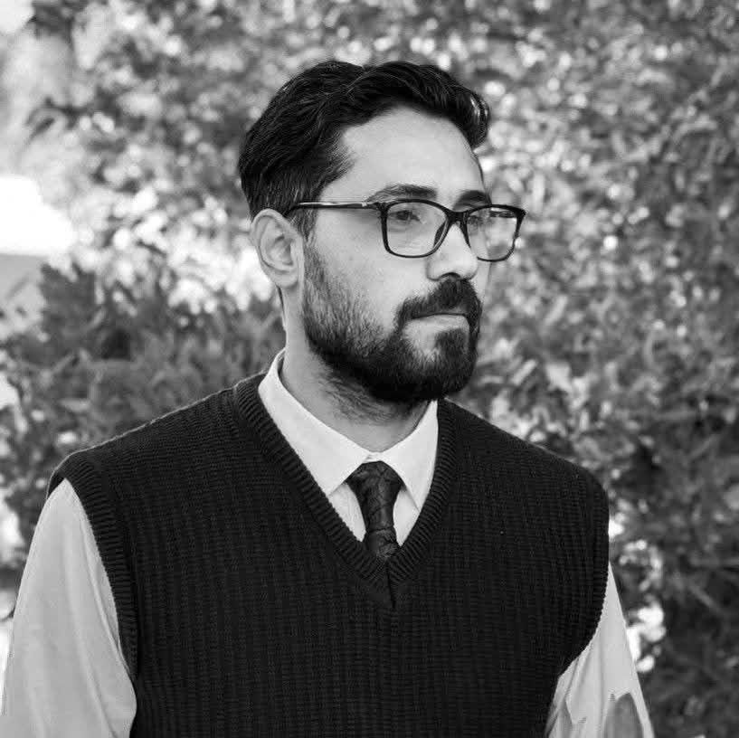 صورة الكاتب