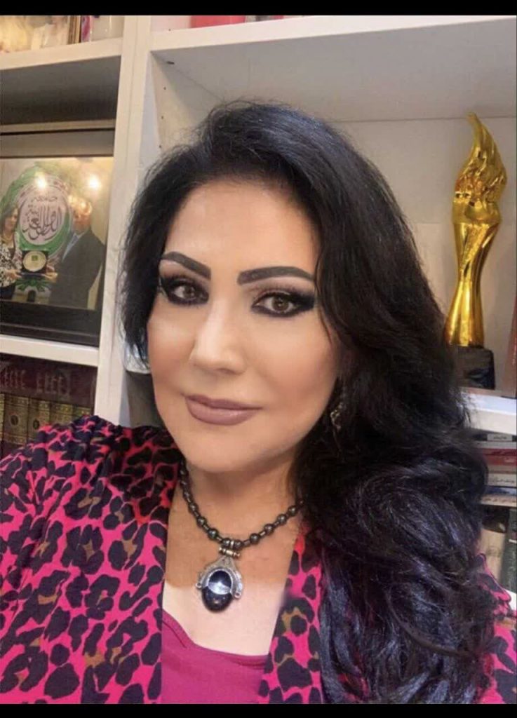 الادیبة وفاء عبدالرزاق