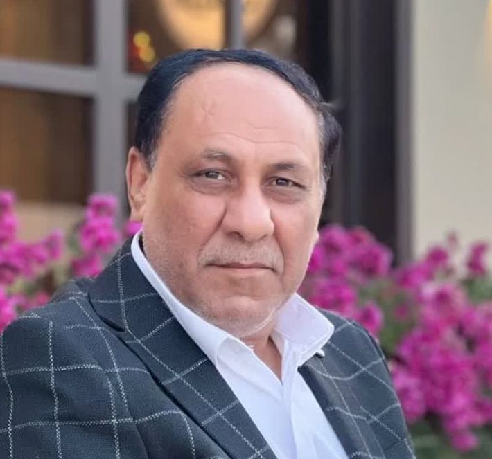 صورة الكاتب