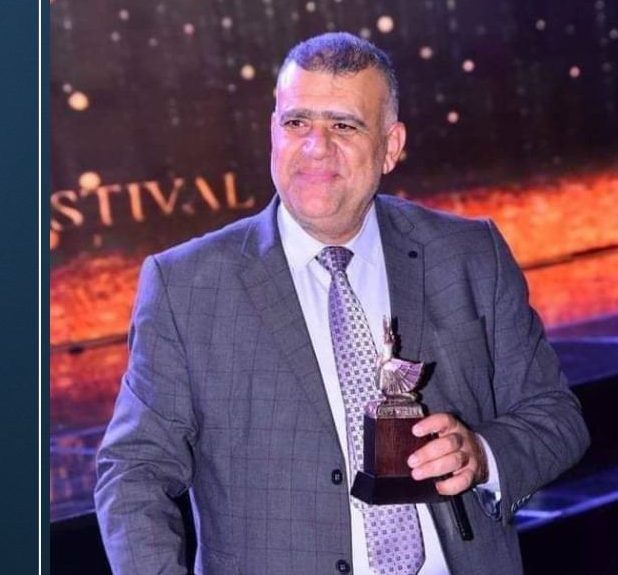 صورة الكاتب