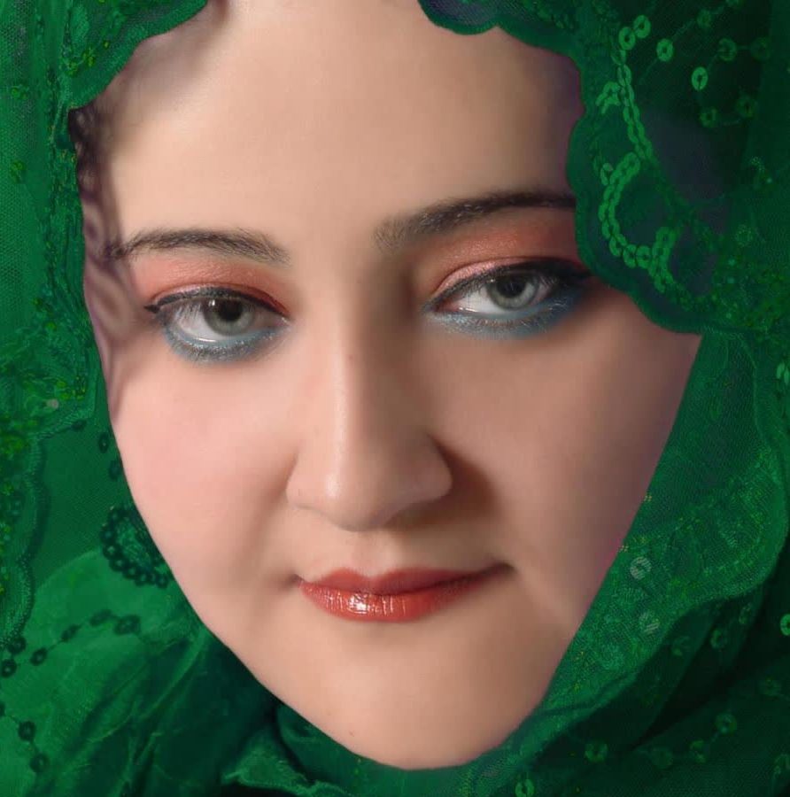 صورة الكاتب