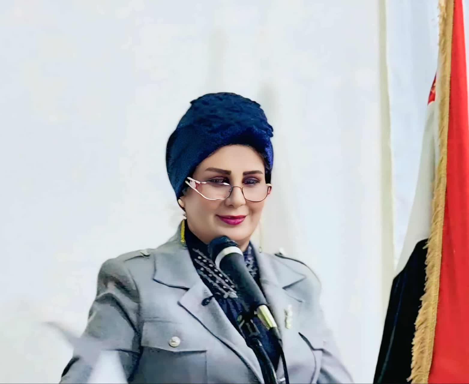 “وتين قط أبكم”