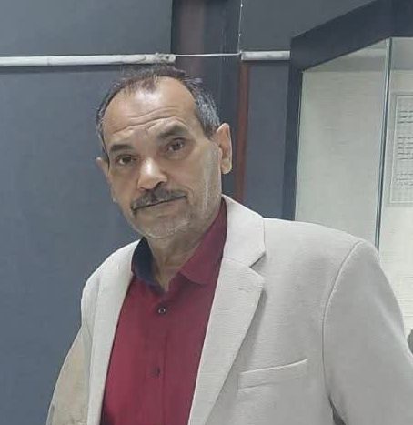 صورة الكاتب