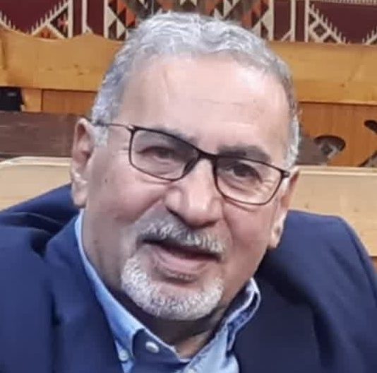 صورة الكاتب