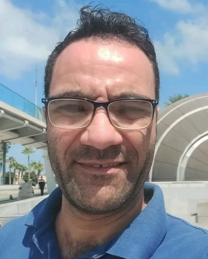 صورة الكاتب