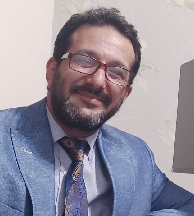 صورة الكاتب