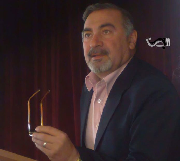 وجهة نظر، (( أعينٌ مفتوحة على الدنيا))