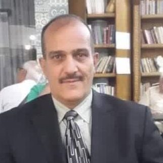 صورة الكاتب