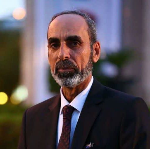 صورة الكاتب