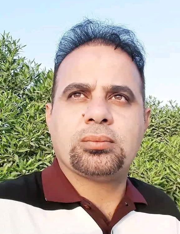 صورة الكاتب