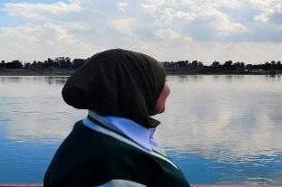 صورة الكاتب