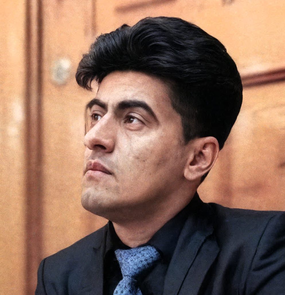 صورة الكاتب