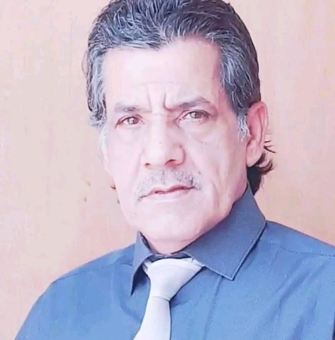 صورة الكاتب