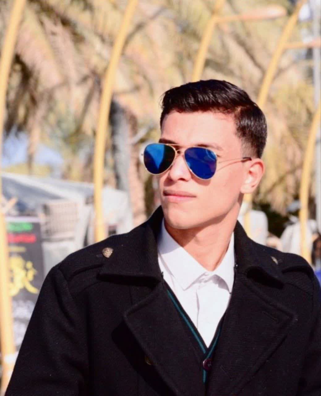 صورة الكاتب