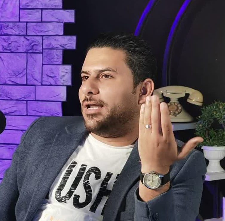 صورة الكاتب