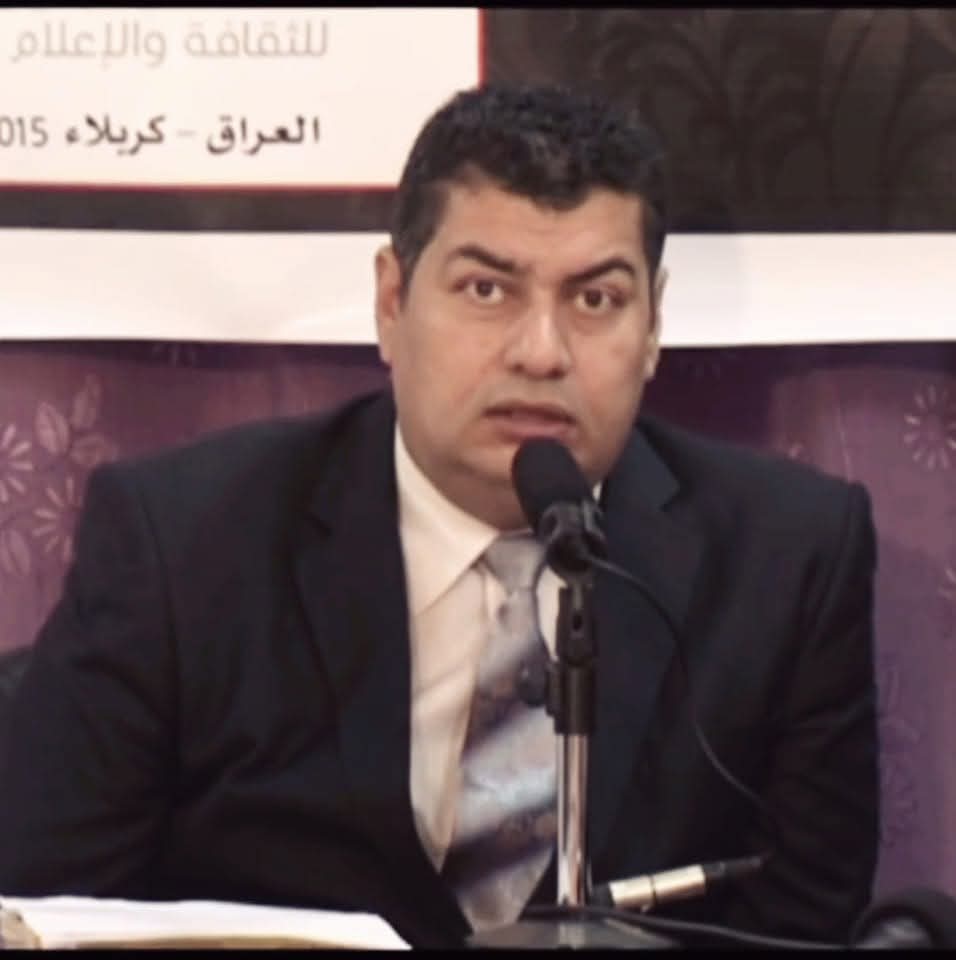 صورة الكاتب