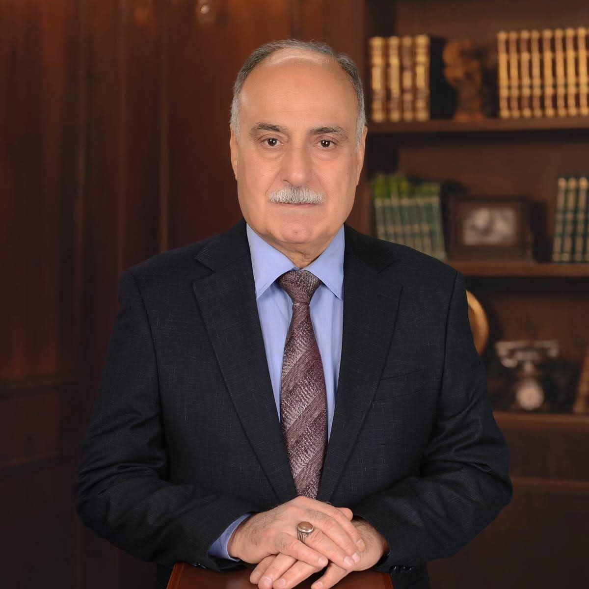 صورة الكاتب