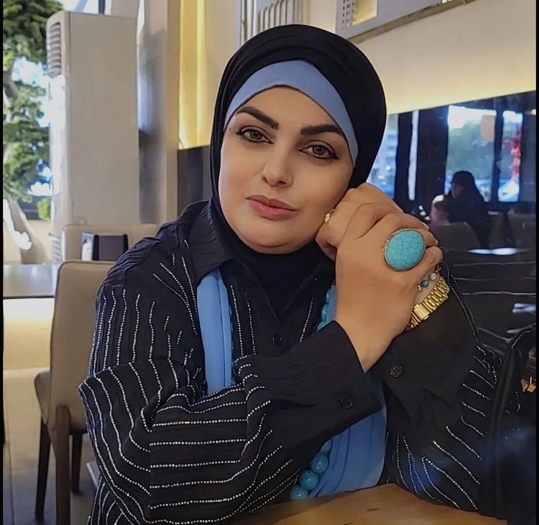 صورة الكاتب