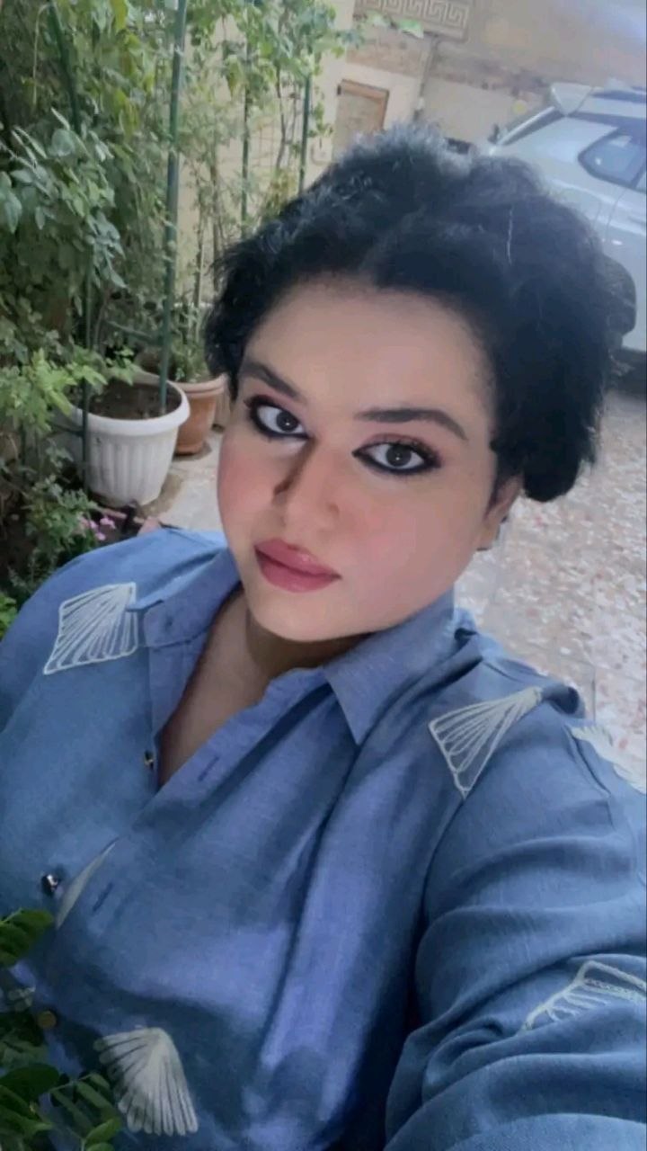 صورة الكاتب