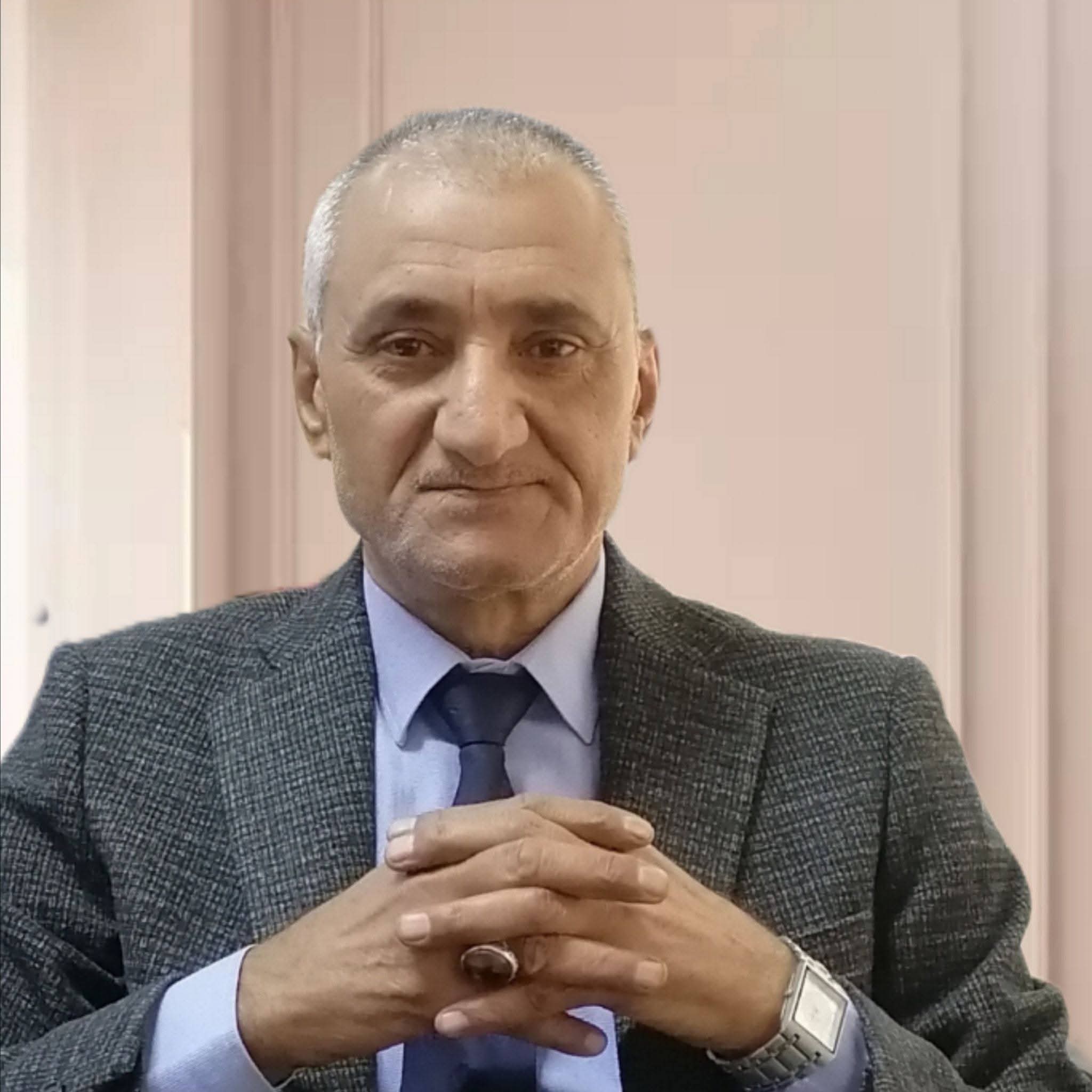 “كانَ العالمُ قديمًا”