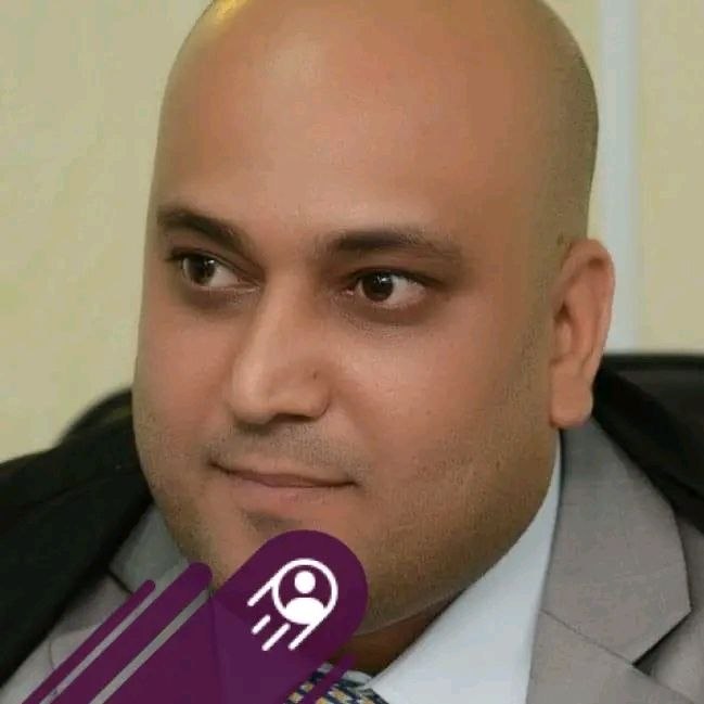 صورة الكاتب