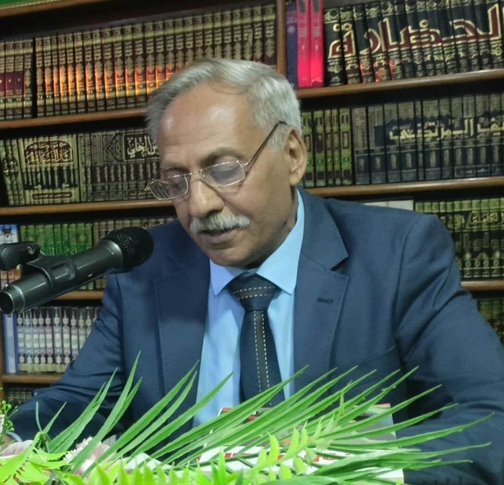 صورة الكاتب