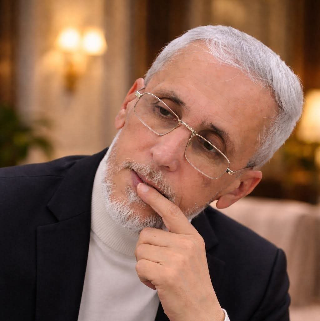 صورة الكاتب