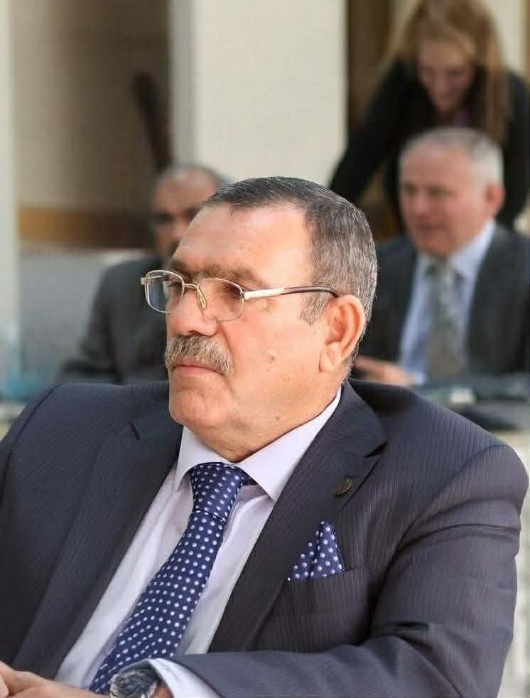 صورة الكاتب