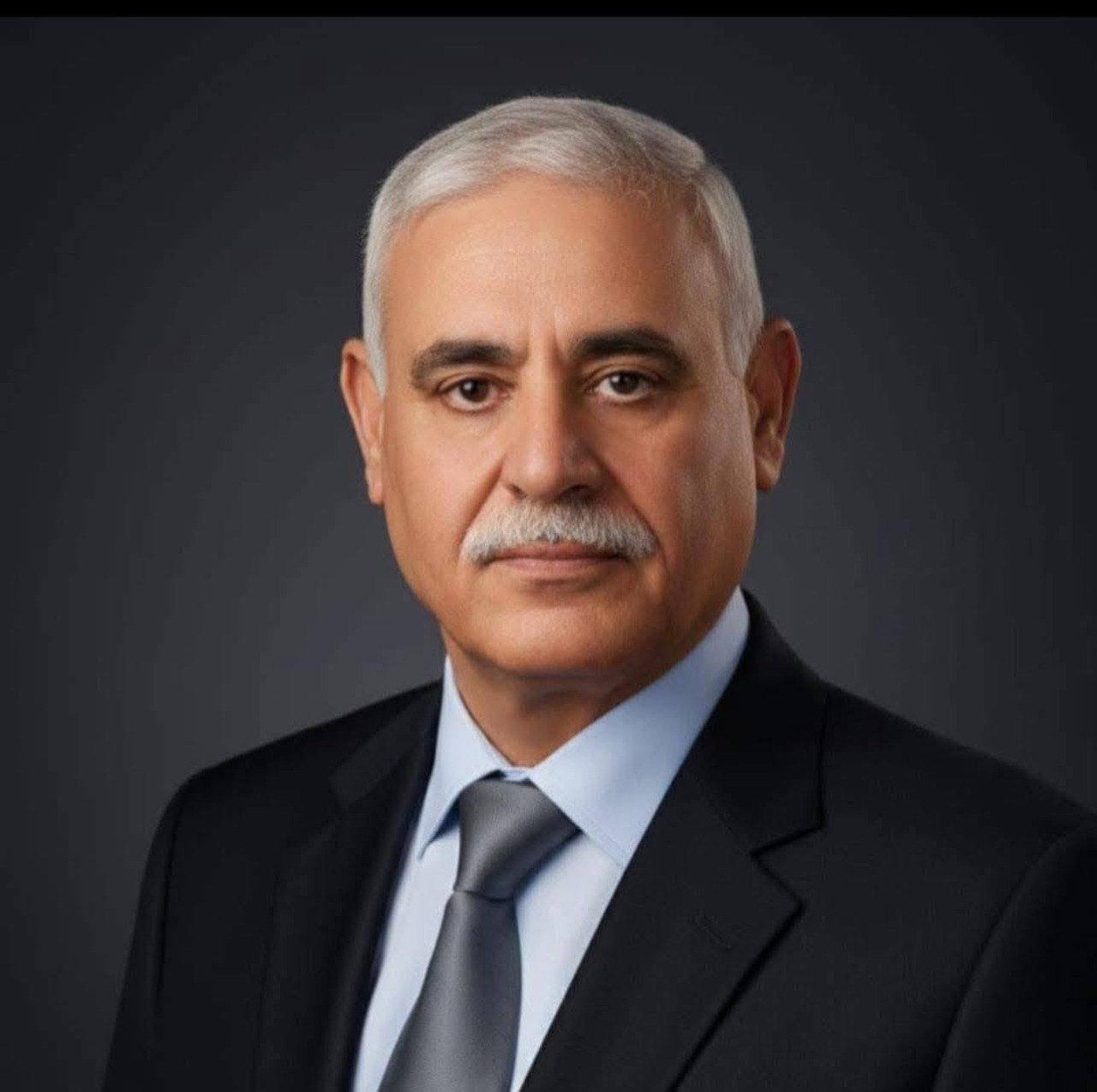 صورة الكاتب