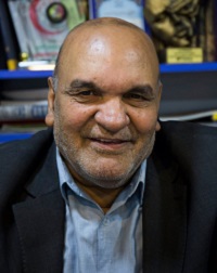 صورة الكاتب