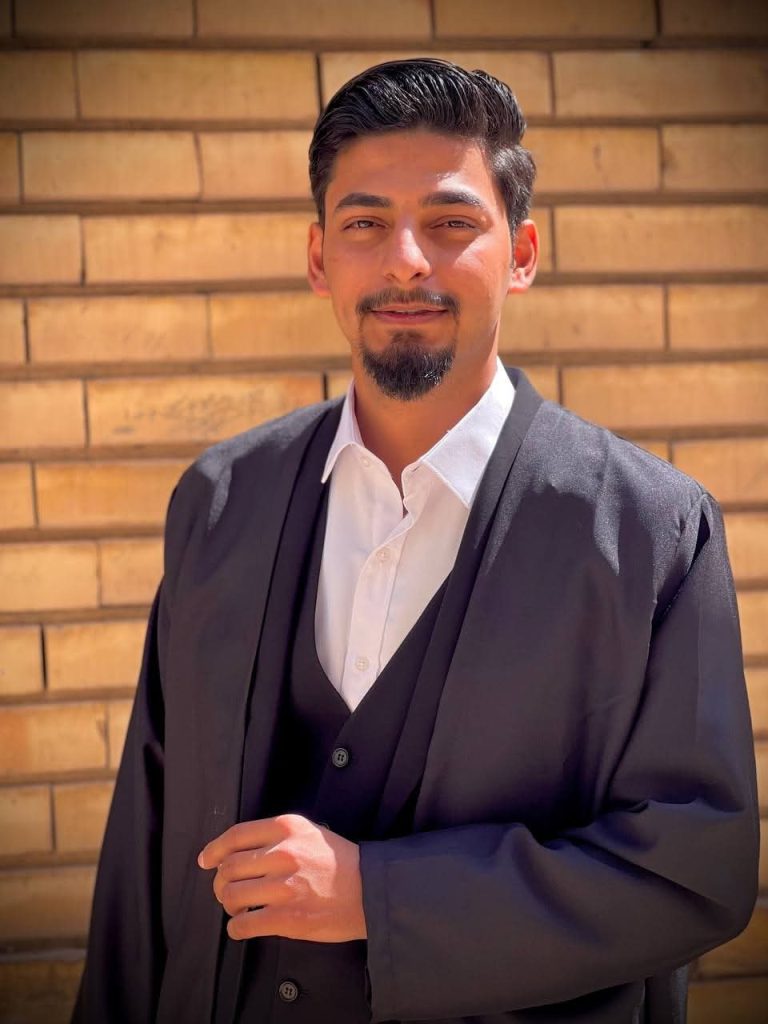 الفنان حسين مسلم
