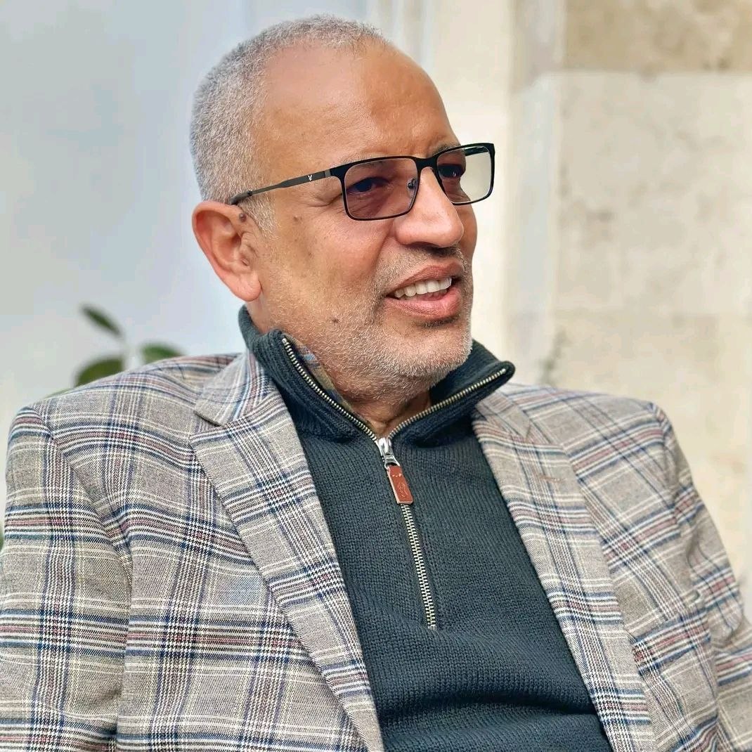 صورة الكاتب