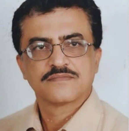 صورة الكاتب