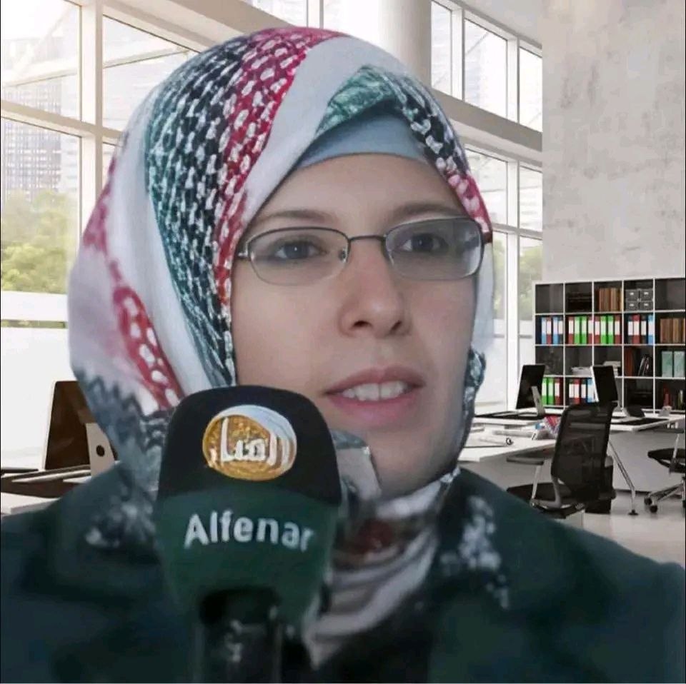 “بين جوع ومشقّةْ”