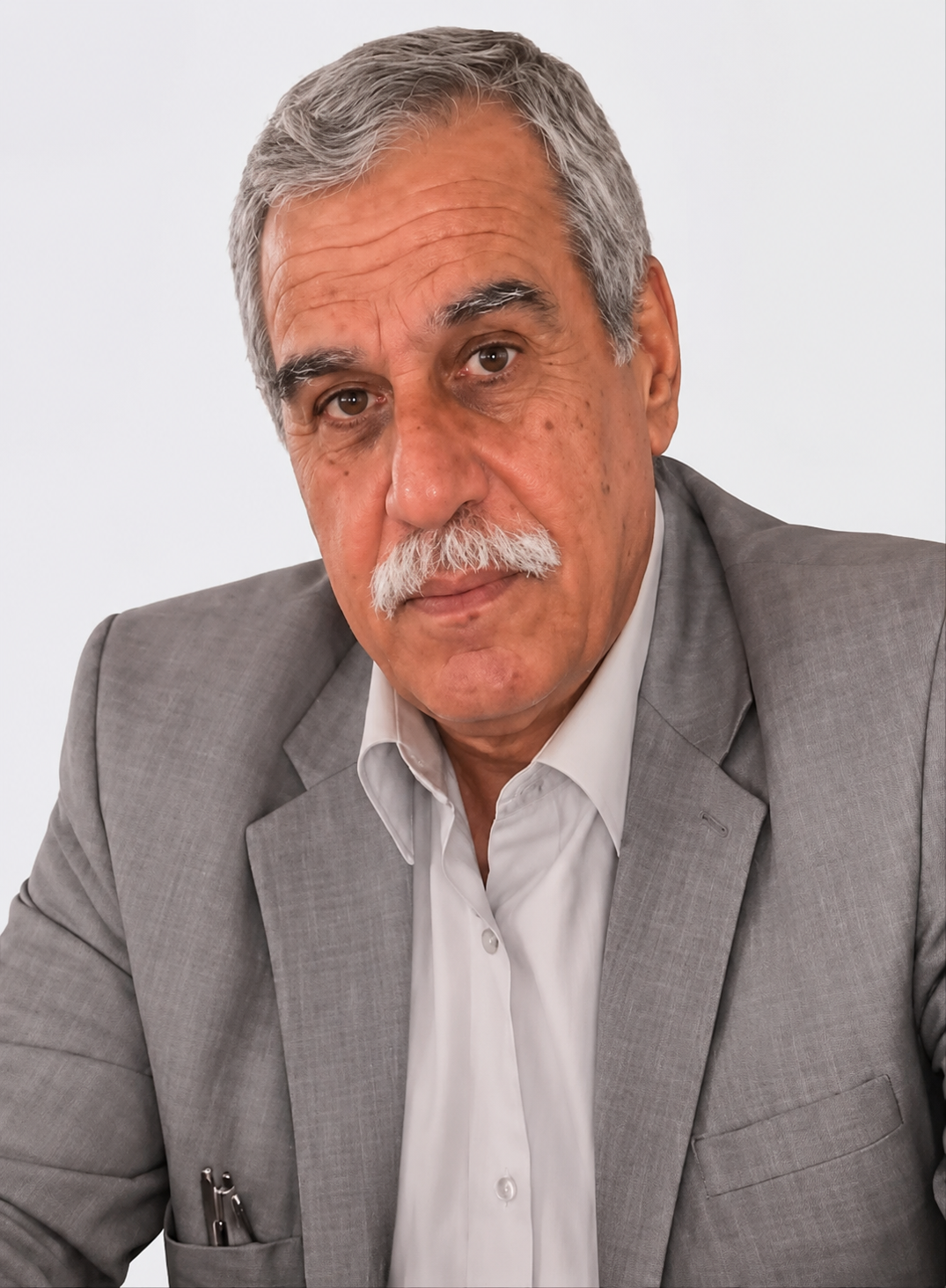 صورة الكاتب