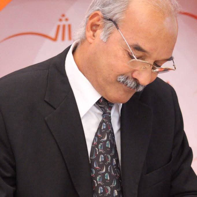فاضل الكعبي.. عاشق المسرح الموجه للطفل، وحارس ذاكرته