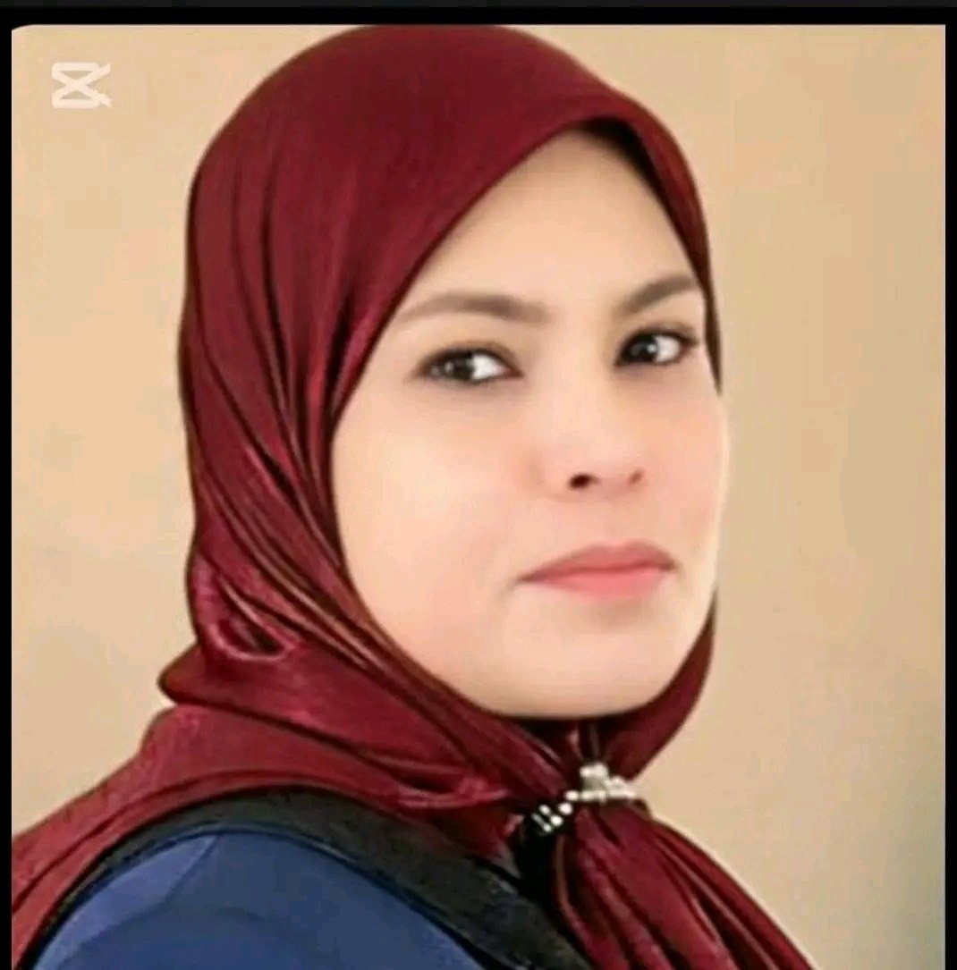 صورة الكاتب