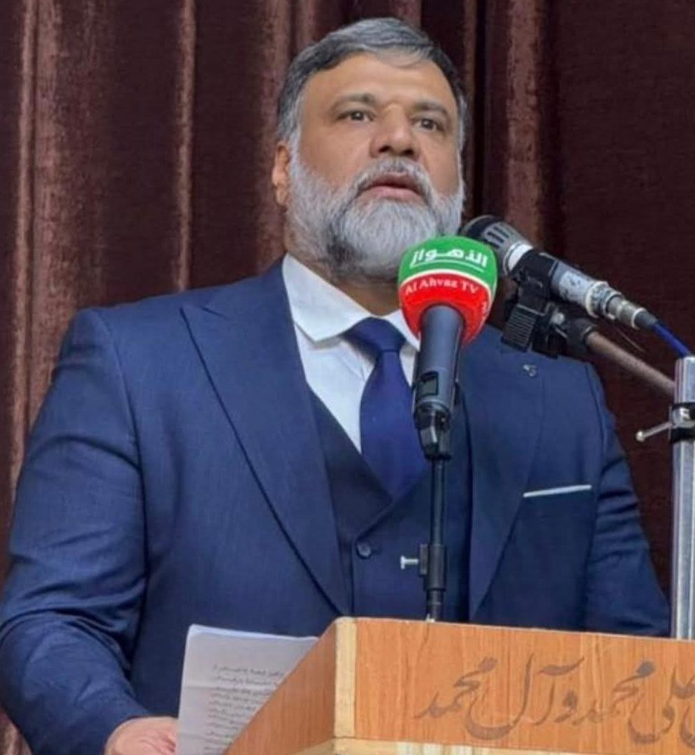 صورة الكاتب