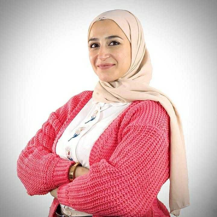 رحلة التفاهة بين الغموض والعبثية