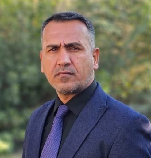 صورة الكاتب