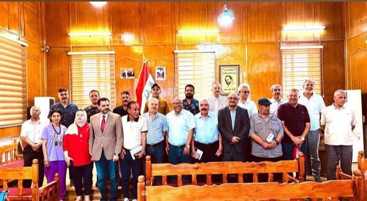 الاديب حارس الذاكرة وباني المستقبل