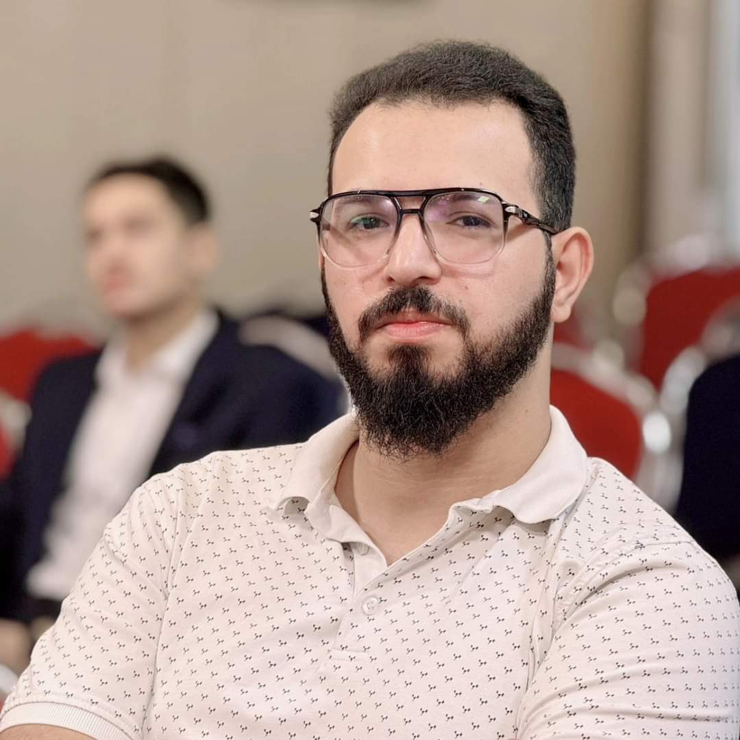 صورة الكاتب