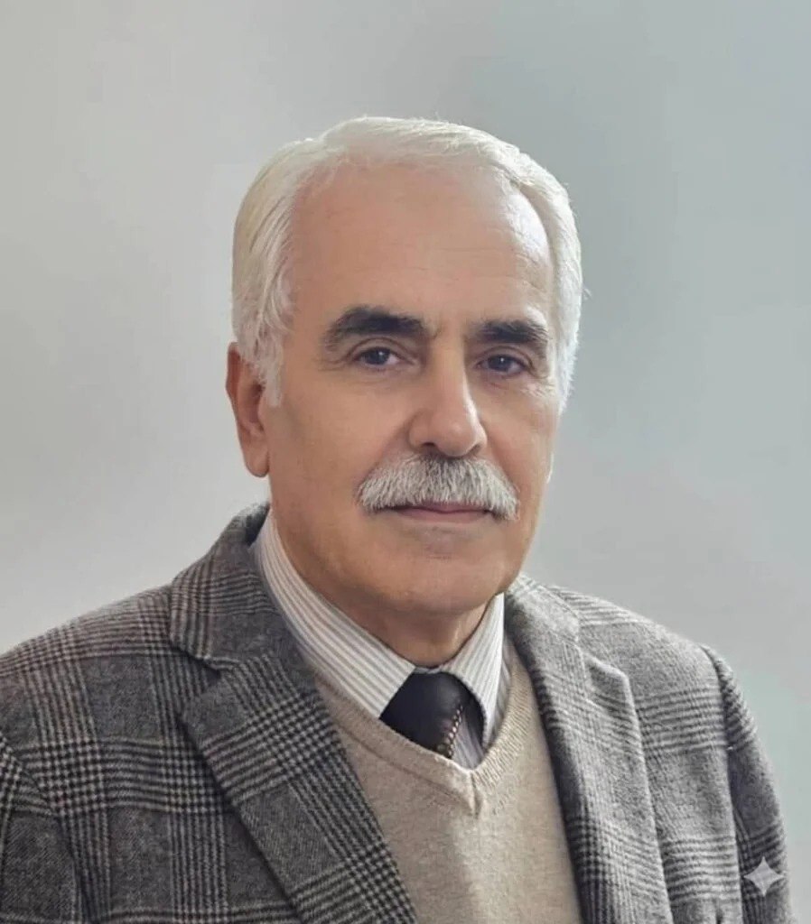 صورة الكاتب