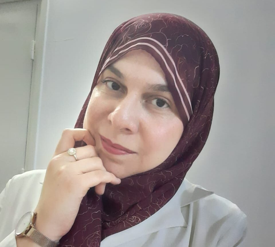 “تفاصيل الجسد المتمرد: قراءة في قصيدة ‘كلّما همّ نهدي بالطّيران. “لهاجر الرقيق”